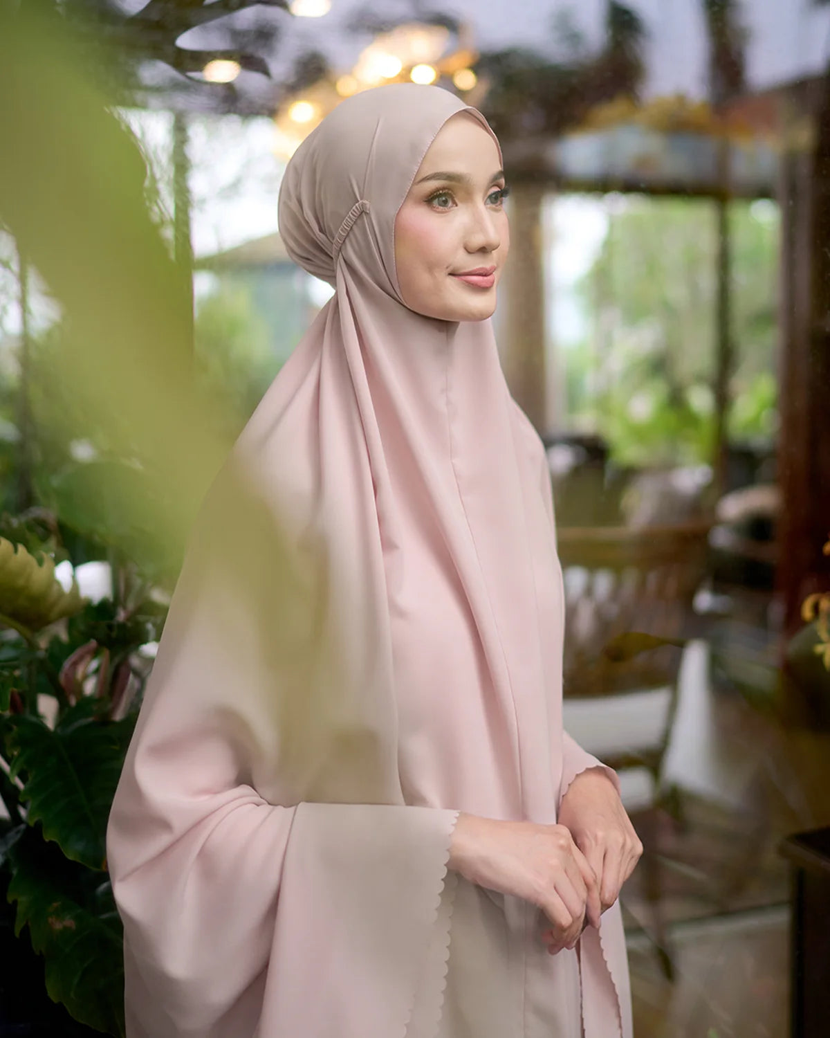 Pale Rosewood