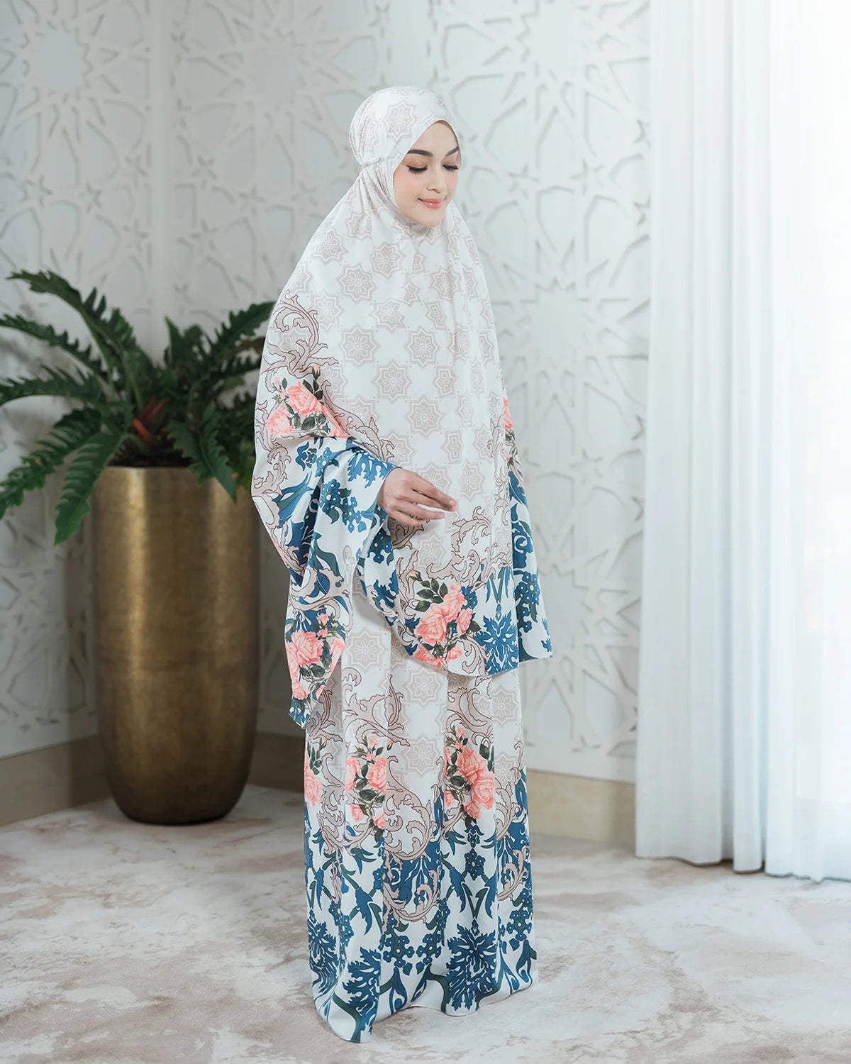 Rose Azure